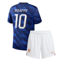 Camiseta Francia Kylian Mbappe #10 Primera Equipación Replica Mundial 2026 para niños mangas cortas (+ Pantalones cortos)